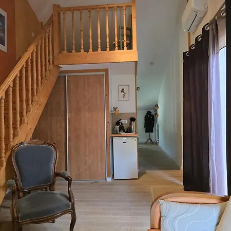 Casa vacanze Le Puits De Sophie - Maison Spacieuse En Ardèche Aubenas